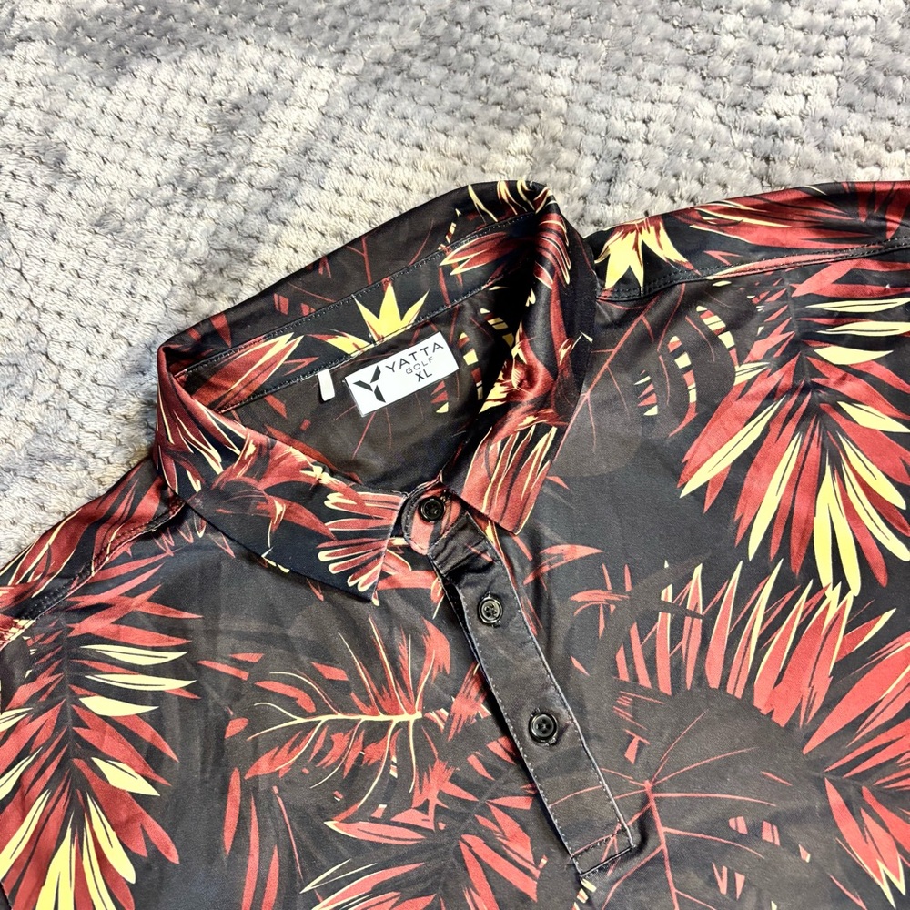 Yatta‎ Golf Mens XL Polo Shirt Tropical Palm Leaf Floral Performance Black Red